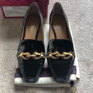 Tory Burch size 7.5 loafer